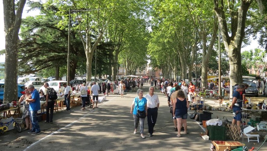 Brocante à Marcilly-sur-Seine